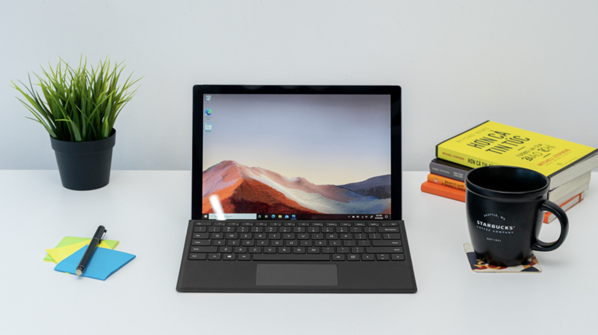 Lộ diện phiên bản thử nghiệm của Surface Pro 8 trên Ebay: Ngoại hình giống y như Surface Pro 7