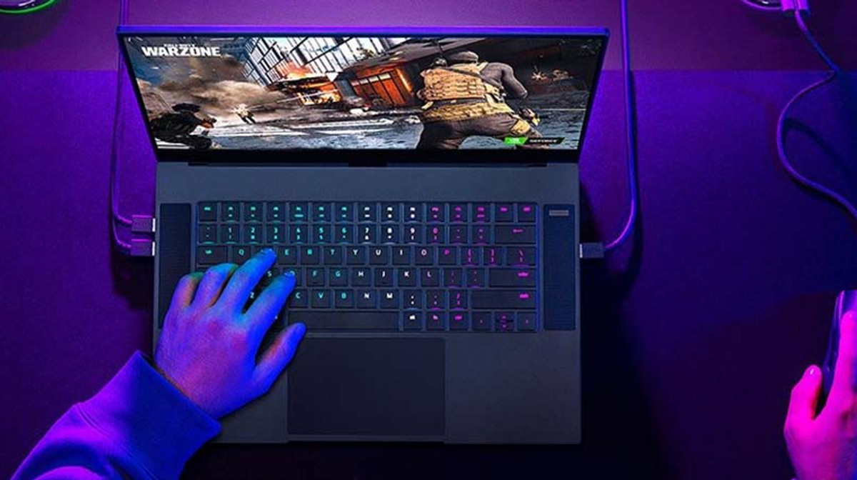 Giá bán chính thức của Razer Blade 15 Advanced tại Việt Nam