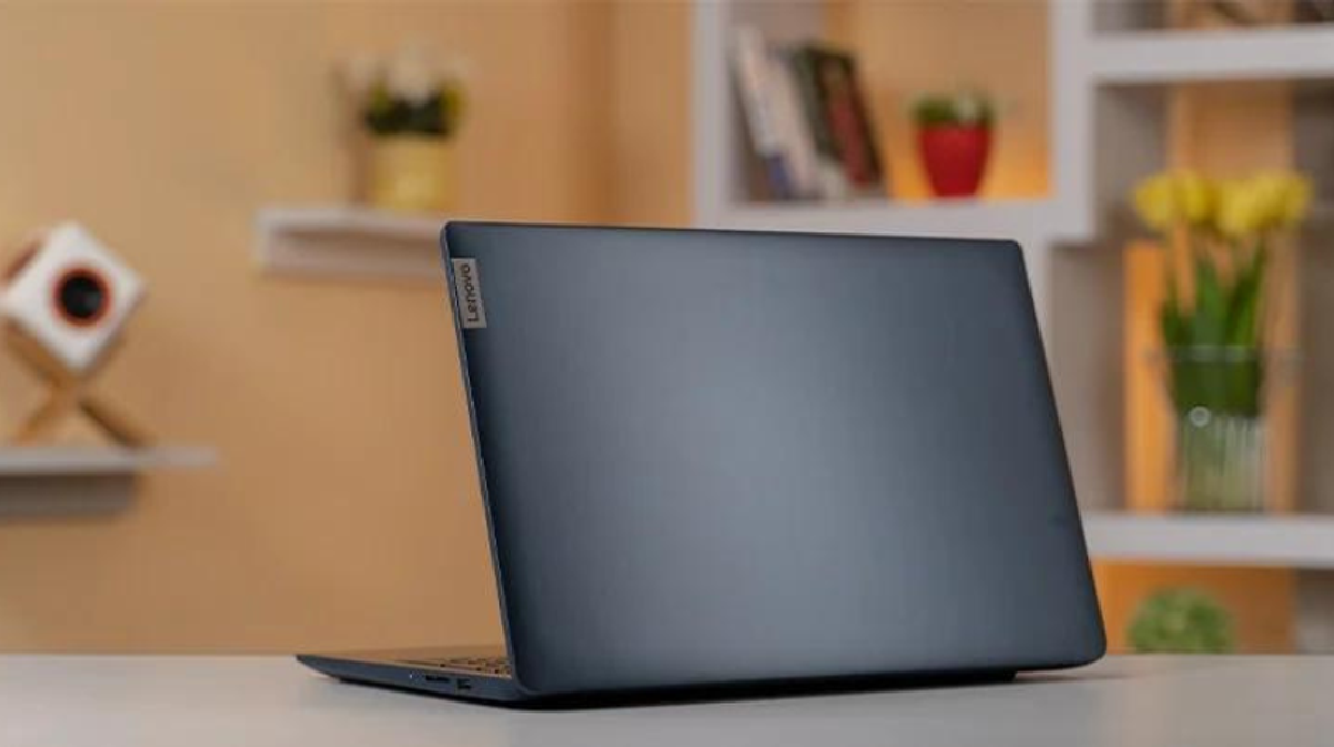 Lenovo IdeaPad 3 15: Giá thành vừa vặn, ổn định hiệu năng