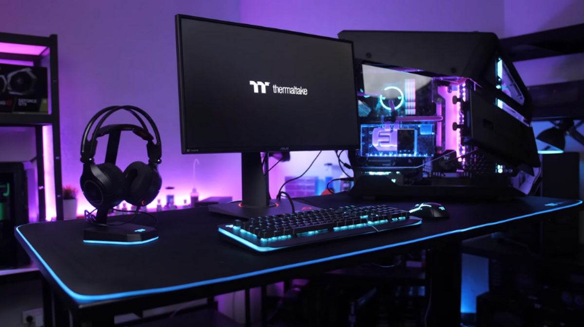 Bàn nâng hạ Thermaltake TOUGHDESK 300 RGB BattleStation: Tôn nét chuyên nghiệp, nâng tầm trải nghiệm
