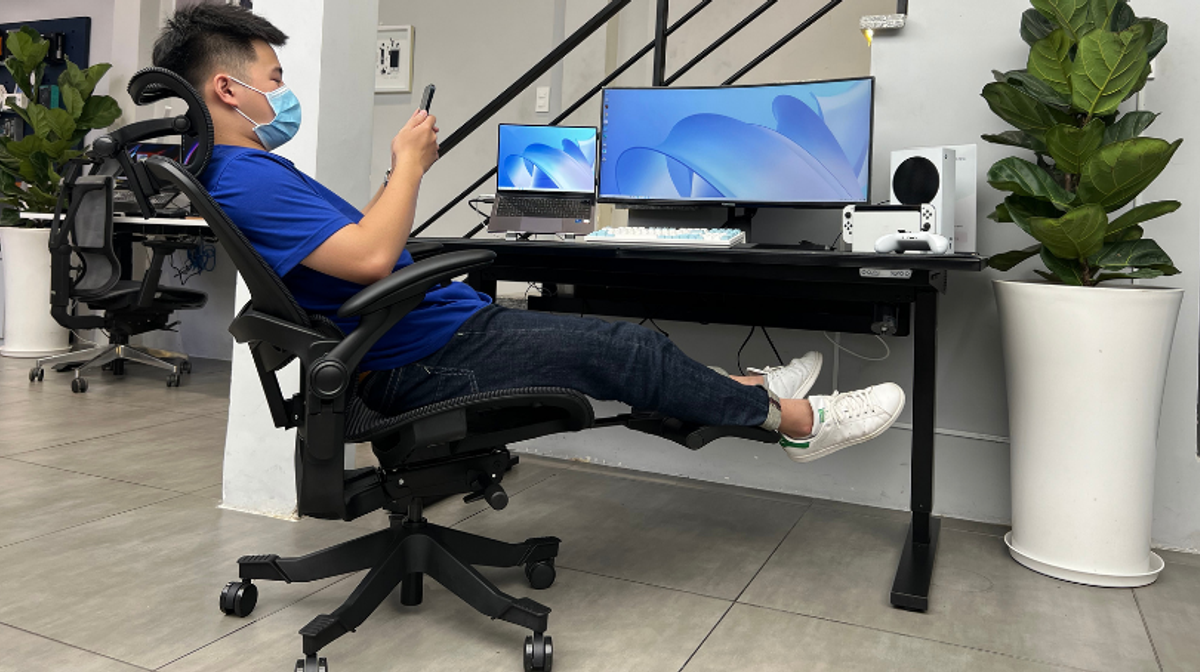 Ưu đãi rất hời - Quà tặng tuyệt vời cho mẫu sản phẩm ghế công thái học Epione Easy Chair 2.0