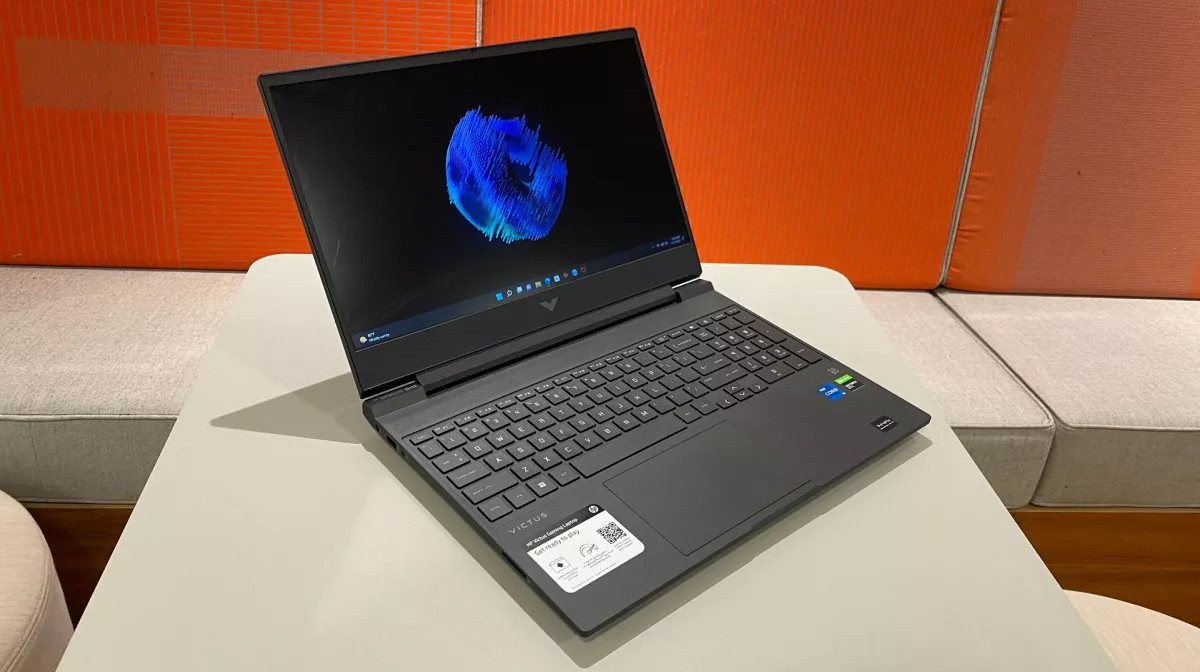 Đánh giá chi tiết HP Victus 15 2022: Giá "hạt rẻ", game... cũng khỏe