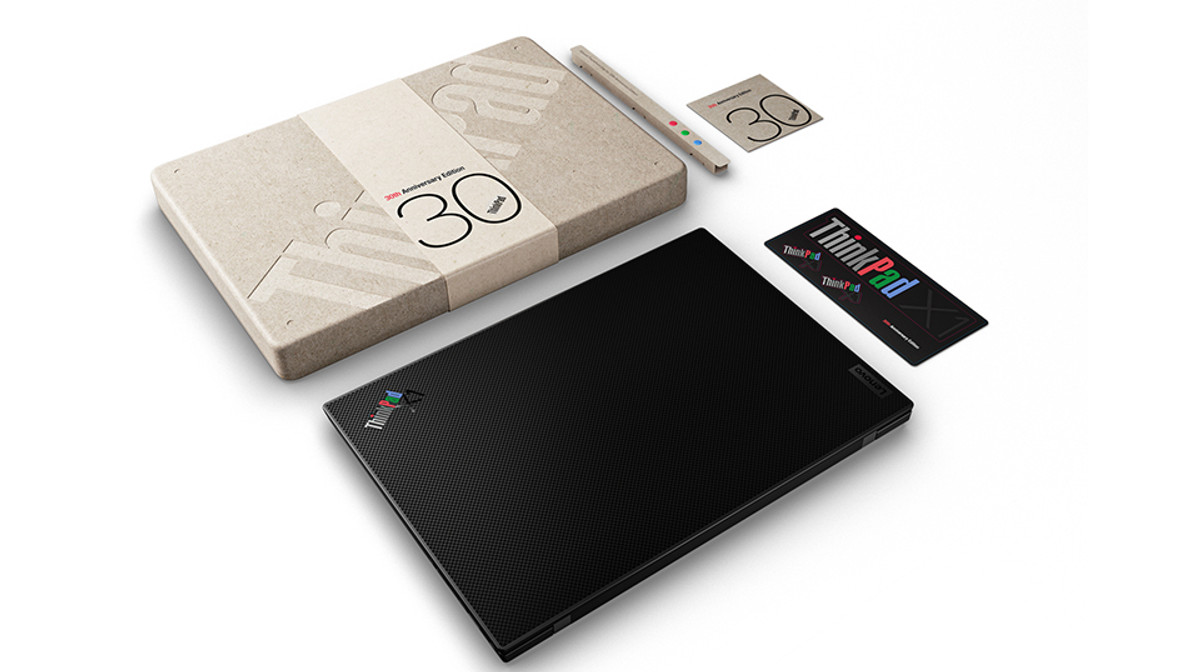 Đây là ThinkPad X1 Carbon bản kỷ niệm 30 năm tại Trung Quốc, giá có thể tới cả trăm triệu Đồng