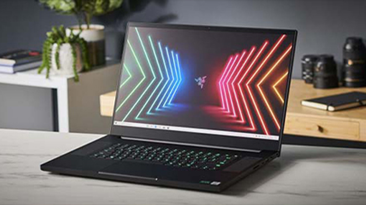 Bạn có thực sự cần tới một mẫu máy cực khủng như Razer Blade 17 2022?