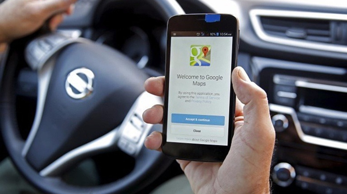 Google Maps sẽ sớm hiển thị đèn giao thông, biển báo dừng và đường thu phí