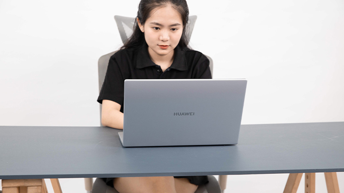 Huawei MateBook D15 2021 sau một năm sử dụng: Gần như toàn diện!