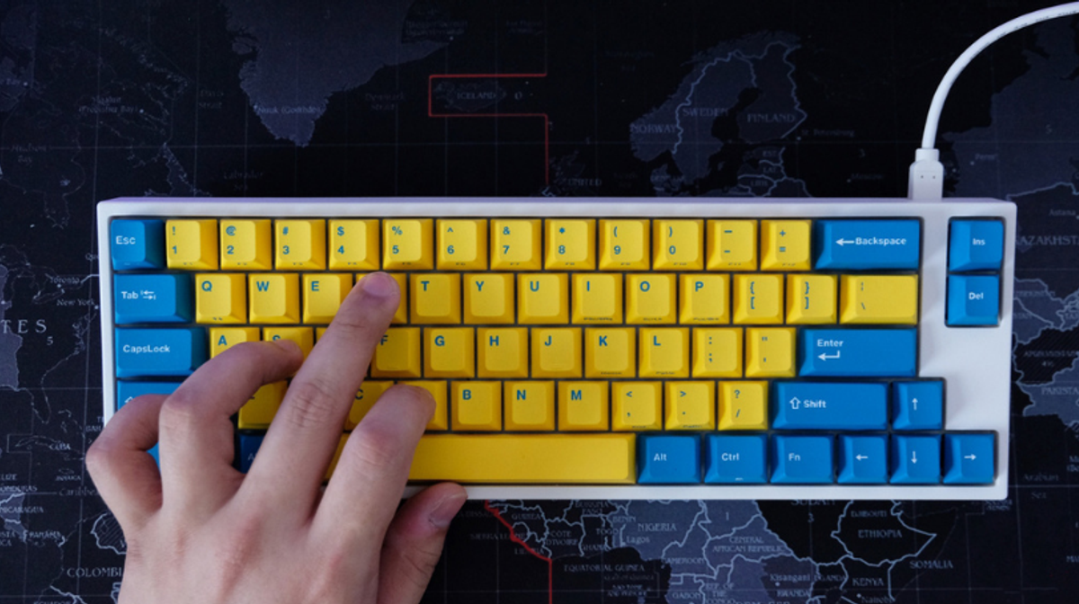 Review bàn phím cơ Leopold FC660M White Case