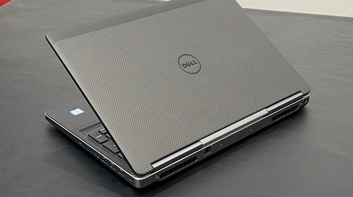 Dell Precision 7510 - Laptop đáng mua trong tầm giá dưới 20 triệu
