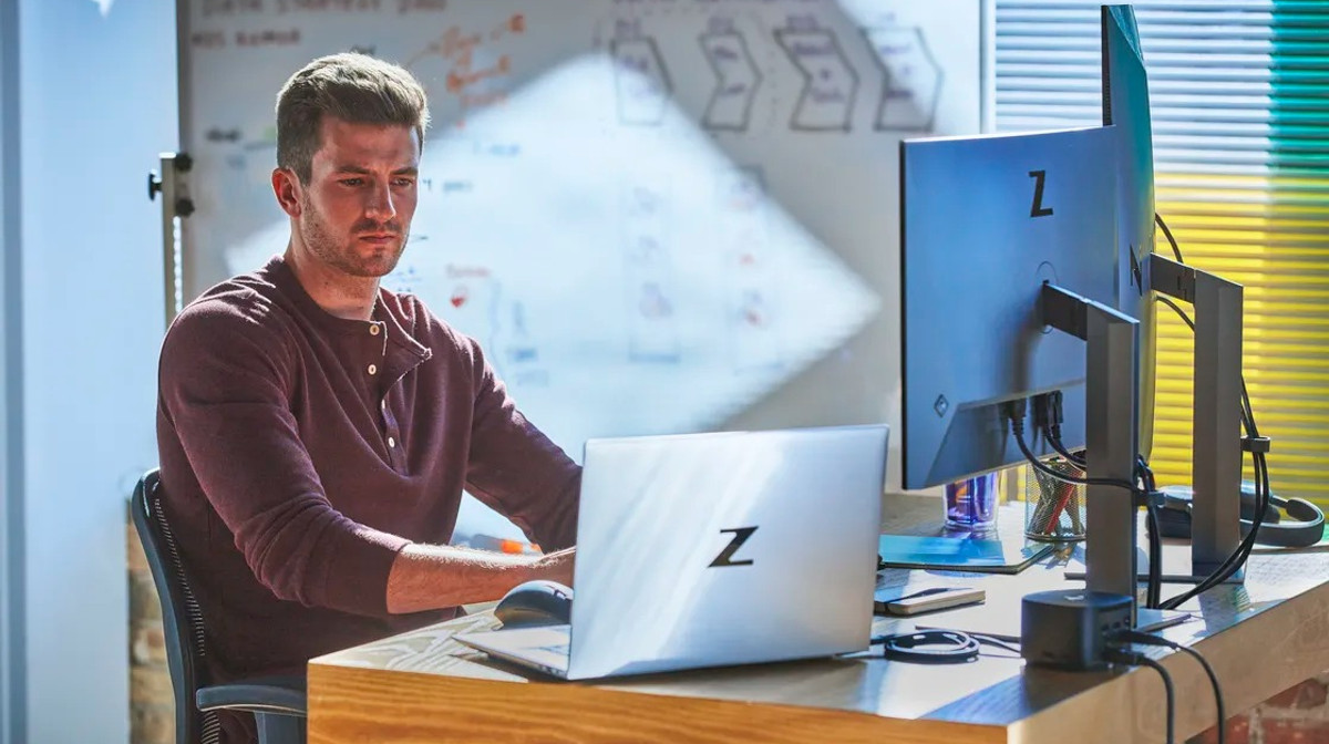 HP ZBook Studio G9 ra mắt: Dáng vẻ gọn nhẹ nhưng nội thất vô cùng mạnh mẽ