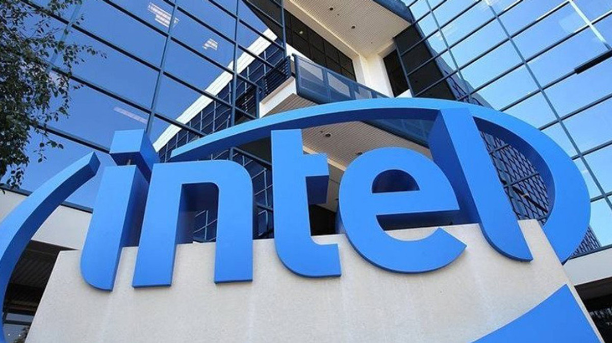 CEO Intel: "Tình trạng khan chip sẽ kéo dài ít nhất hai năm nữa"