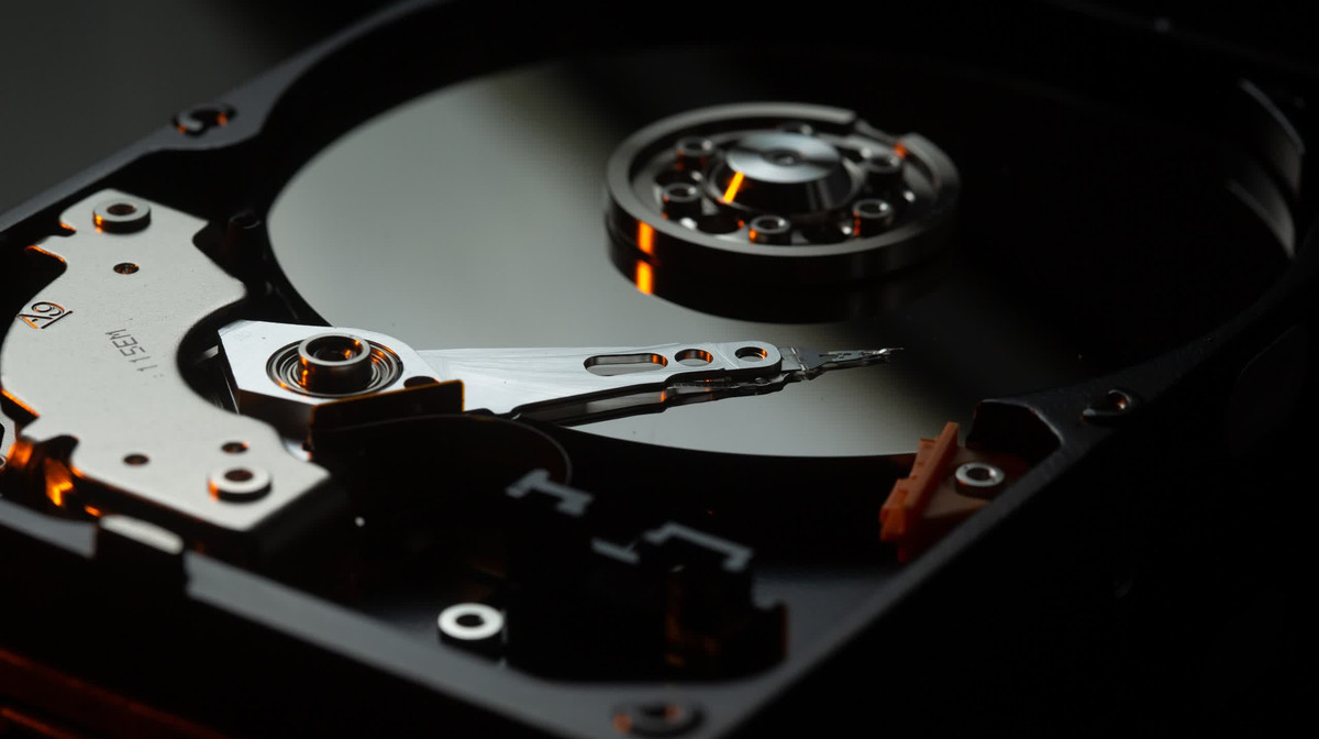 Sản lượng bán ra liên tục giảm, HDD sắp đến ngày phải biến mất?