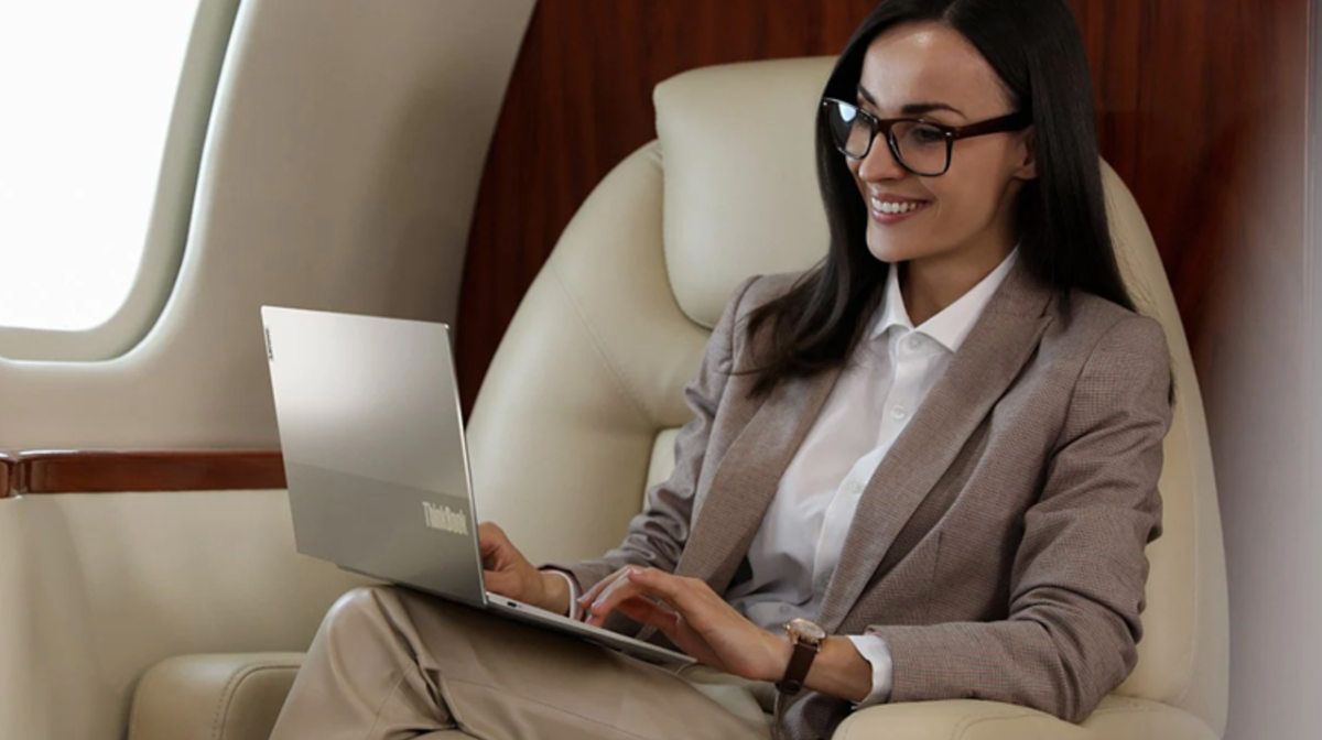 So sánh Lenovo ThinkBook 14 G4+ với Lenovo ThinkBook 16 G4+: Laptop sinh đôi khác mỗi cân nặng?