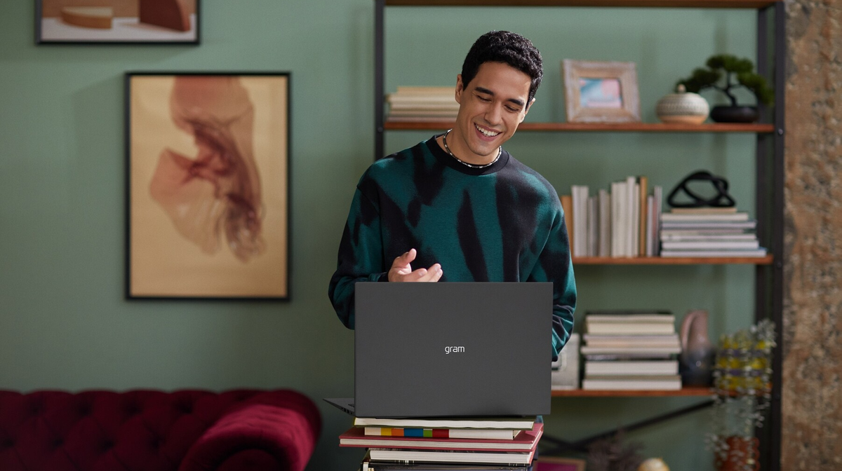 #CES2023 LG gram Ultraslim và LG gram Style ra mắt: Độ mỏng nhẹ ngang ngửa smartphone