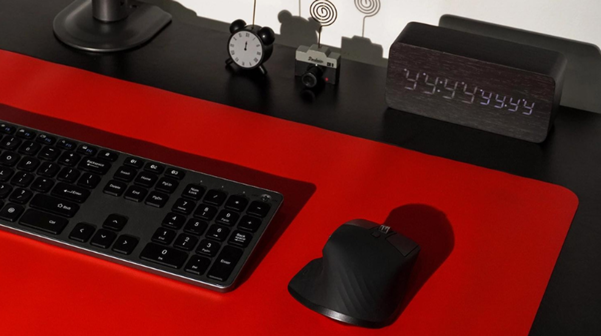Bàn di chuột HyperWork MousePad: Chất liệu mịn màng, di chuyển dễ dàng