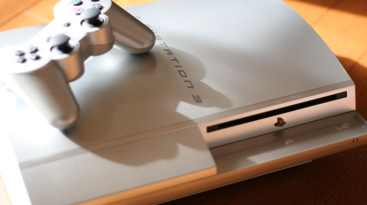 Ra mắt đã 16 năm, PlayStation 3 vẫn được Sony cập nhật phần mềm