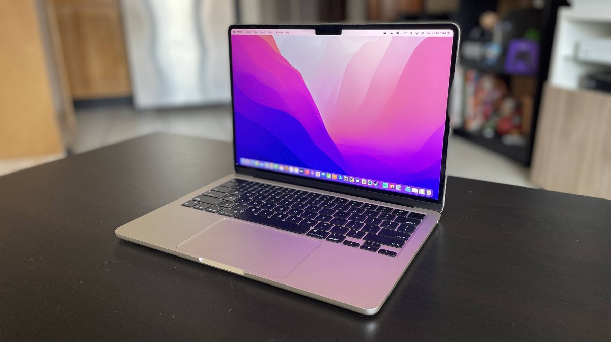 Bloomberg: Apple "quay xe" với MacBook Air 15-inch, chỉ trang bị chip M2 thay vì M3?