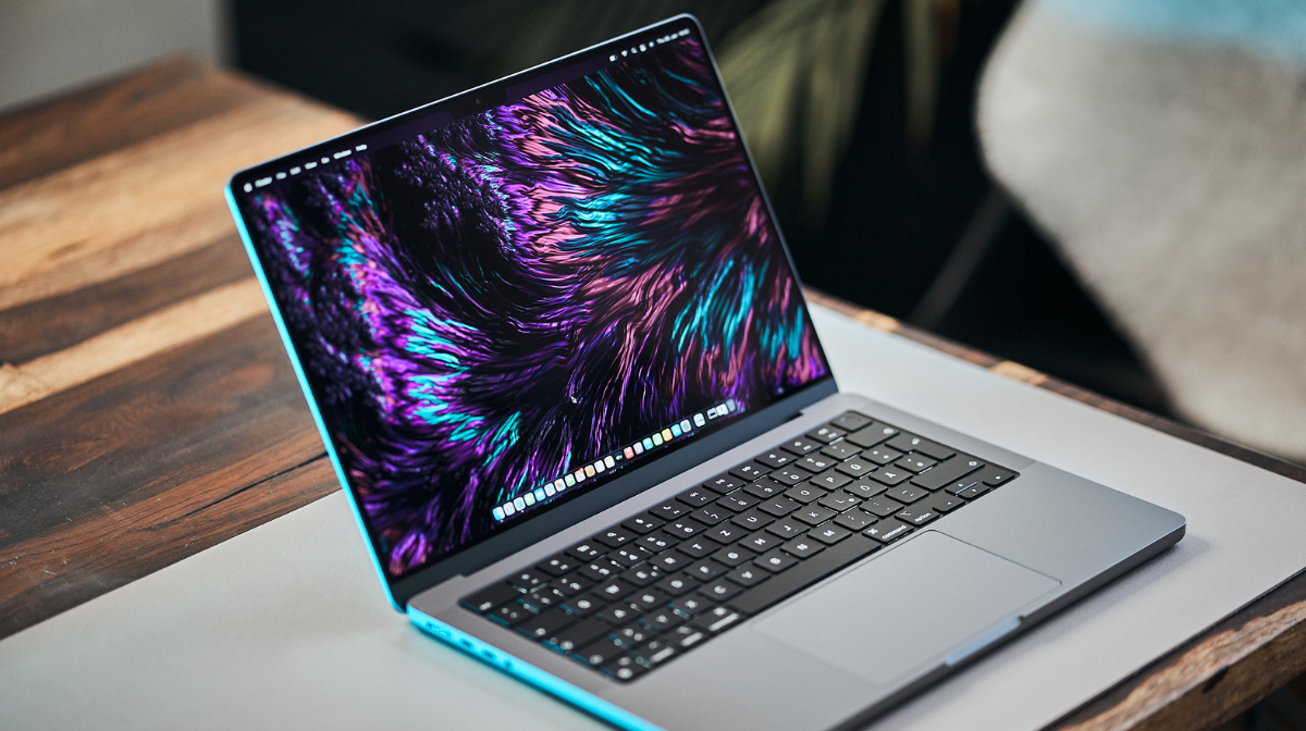 MacBook Pro 14 2023: Đình thị giác, khủng hiệu năng