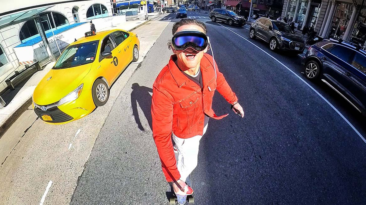 Apple Vision Pro gây bão không gian mạng: Đi đâu cũng thấy người đeo, tay vuốt vuốt, lái xe cũng đeo