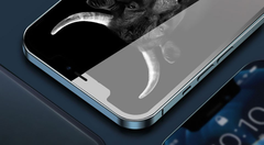 Miếng dán cường lực 2.7D chống vân tay MIPOW Kingbull: Độ bền chắc chắn không “ngán” thách thức