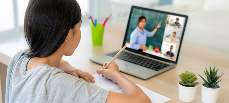 Học Online không còn là nỗi lo với 4 mẫu Laptop chỉ từ 11 triệu đồng tại ThinkPro!
