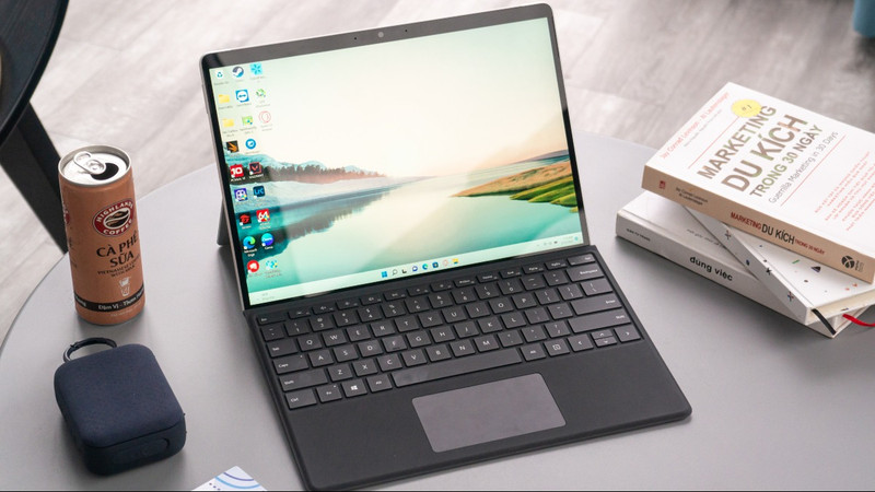Microsoft cam kết hỗ trợ cập nhật phần mềm trên Surface ít nhất 6 năm