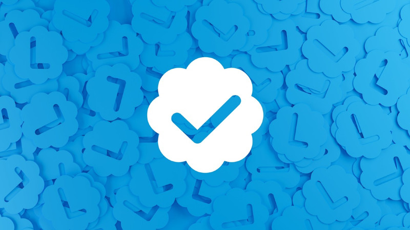 Twitter "quay xe", khôi phục tick Xanh cho hàng loạt tài khoản dù không nhận được tiền