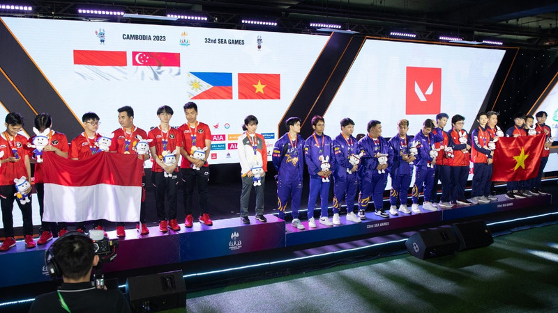 Độc lạ SEA Games 32: Suýt bỏ giải vì "tự tôn dân tộc", VALORANT Indonesia vẫn giành Huy chương Vàng cùng Singapore