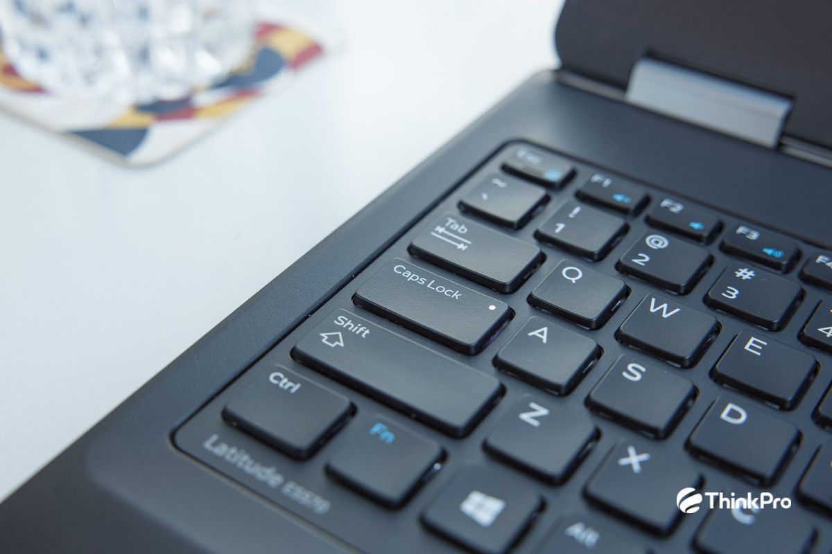 Hình ảnh 3 của Dell Latitude E5570 -