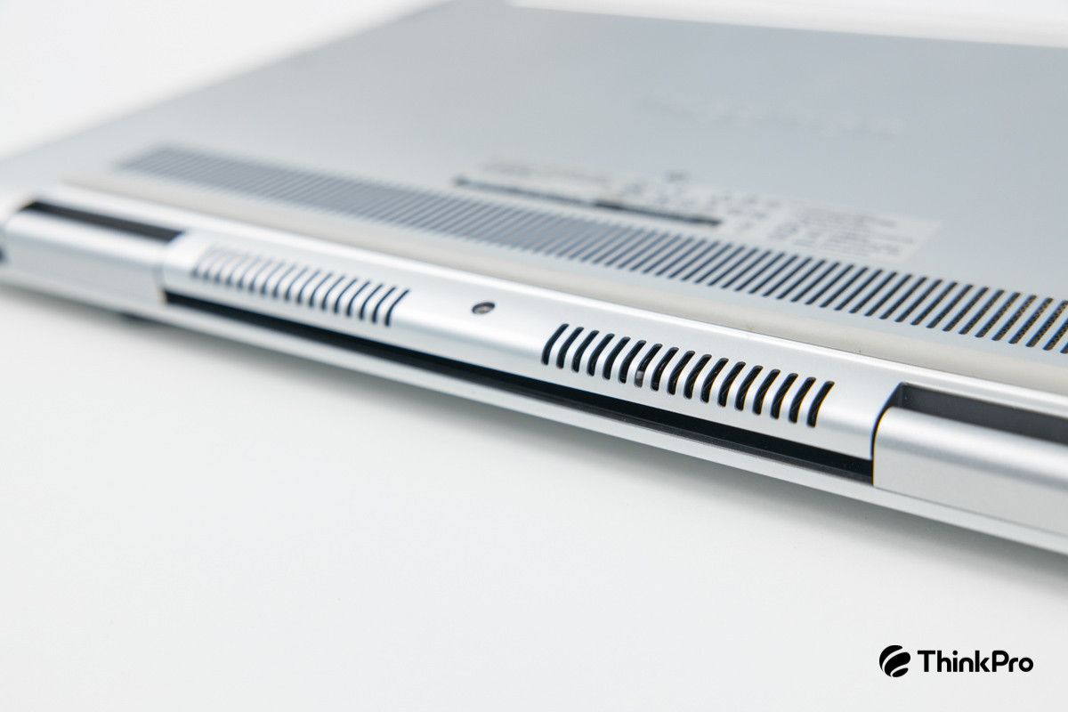 Hình ảnh 11 của Dell Inspiron 7570 -