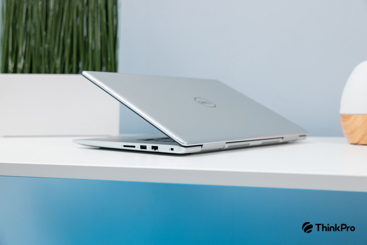 Hình ảnh 12 của Dell Inspiron 7570 -