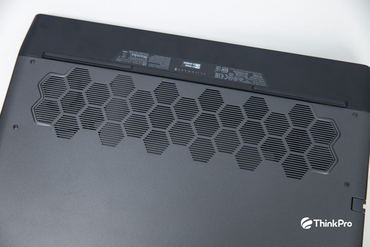 Hình ảnh 6 của Dell Alienware M15 R2 -