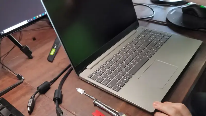 9 cách khắc phục lỗi laptop không lên màn hình nhanh chóng