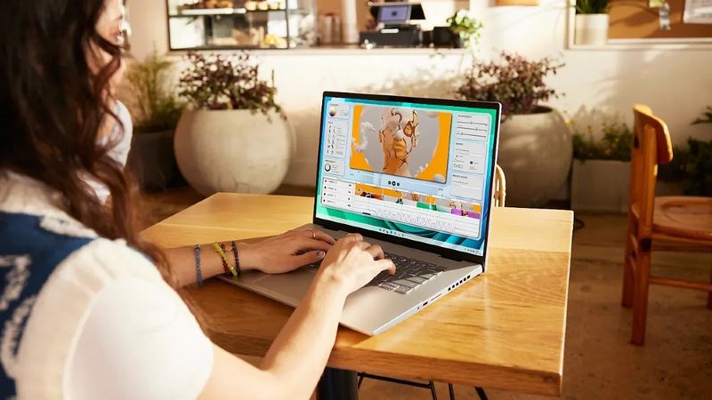 Dell Inspiron 16 Plus 7630 chính thức mở bán: Màn hình nâng lên 120Hz, cấu hình thế hệ mới, giá từ 25.7 triệu Đồng