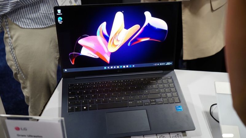 Đánh giá LG Gram Ultraslim 15: Hiệu năng mạnh mẽ, thiết kế siêu mỏng