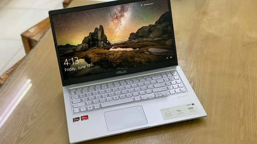 ASUS Vivobook 15