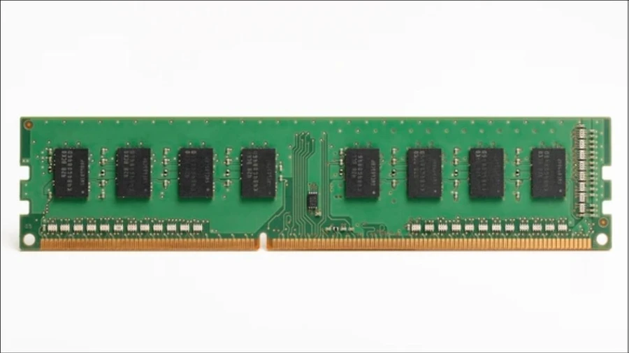DRAM có dung lượng lưu trữ lớn hơn SRAM