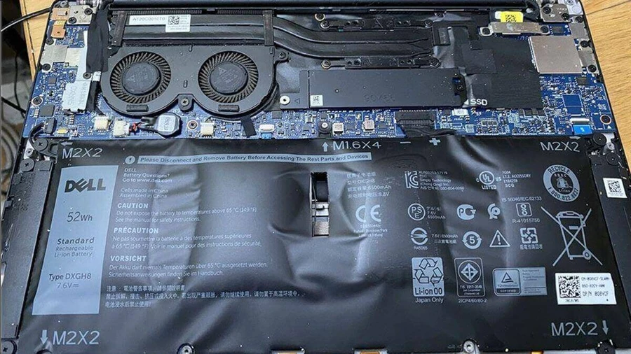 Pin laptop bị phồng nở to hơn kích thước ban đầu