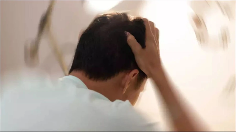 Kính thực tế ảo có thể gây các triệu chứng đau đầu, chóng mặt