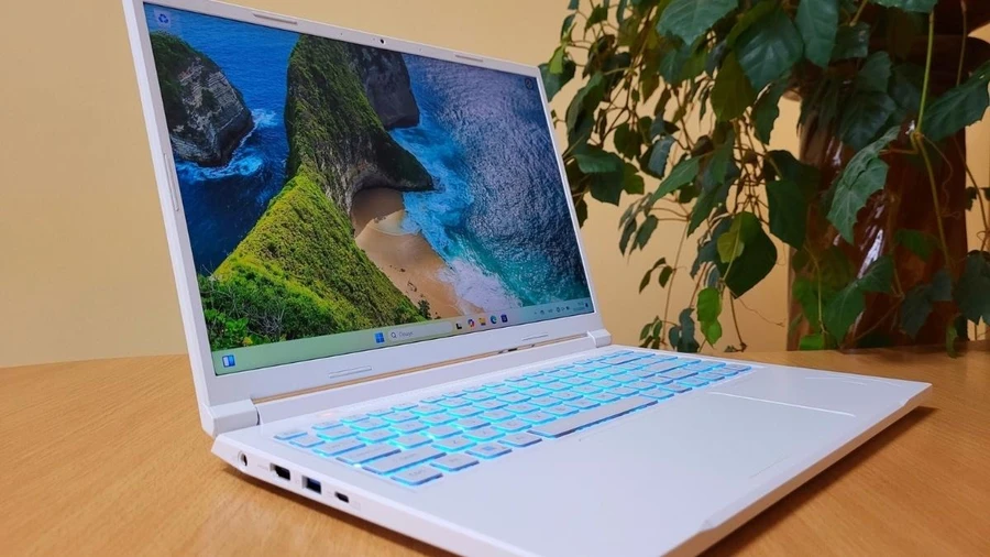 Acer đã tích hợp công nghệ giảm thiểu ánh sáng xanh vào ComfyView