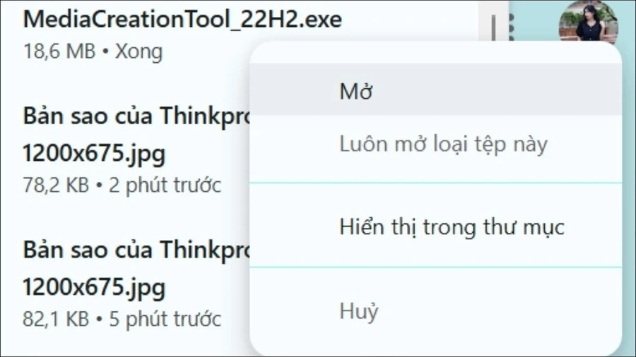 Mở file MediaCreationTool vừa tải xuống