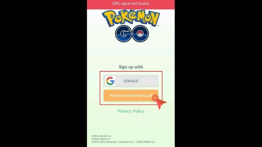 Đăng nhập vào Pokemon Go bằng tài khoản Google hoặc tài khoản Pokemon Trainer Club mà bạn đã sử dụng trên điện thoại.
