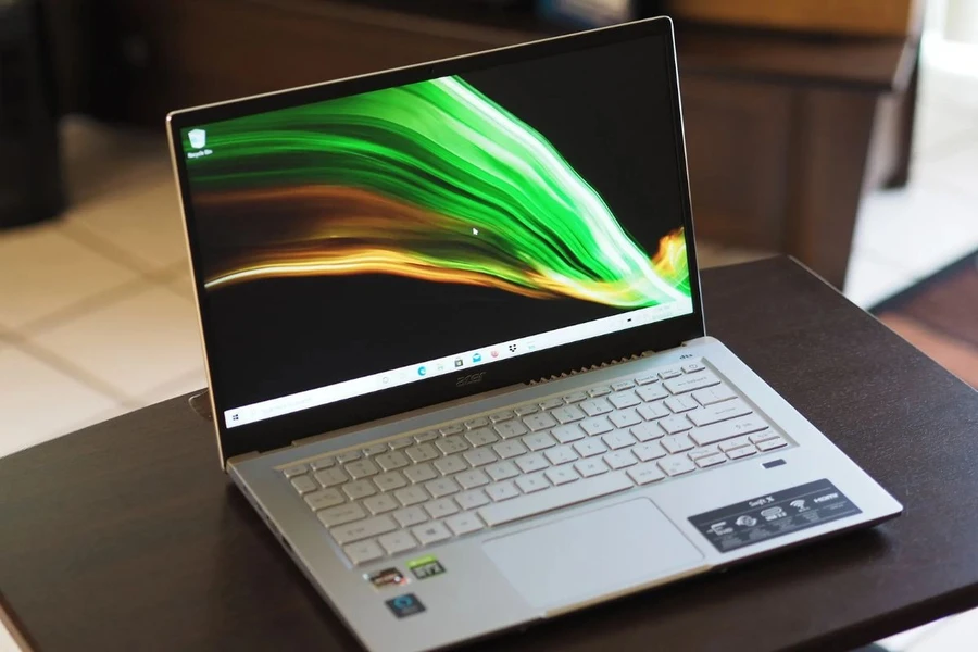 Acer Swift X 2021 với thiết kế mỏng nhẹ, dễ dàng đáp ứng nhu cầu di chuyển linh hoạt