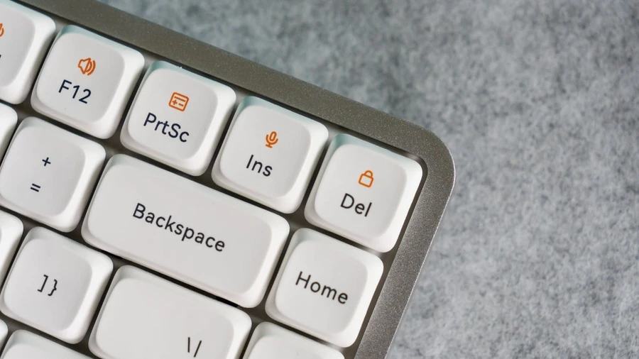Bàn phím cơ Lofree Flow với keycap PBT in dye-sub và cơ chế đệm Gasket Mount