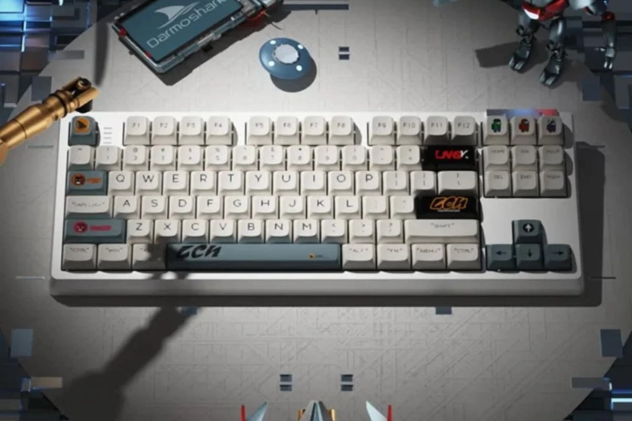 Vỏ ngoài và tấm định vị K6 Trio Mode, keycaps họa tiết dễ thương ôm ngón tay.