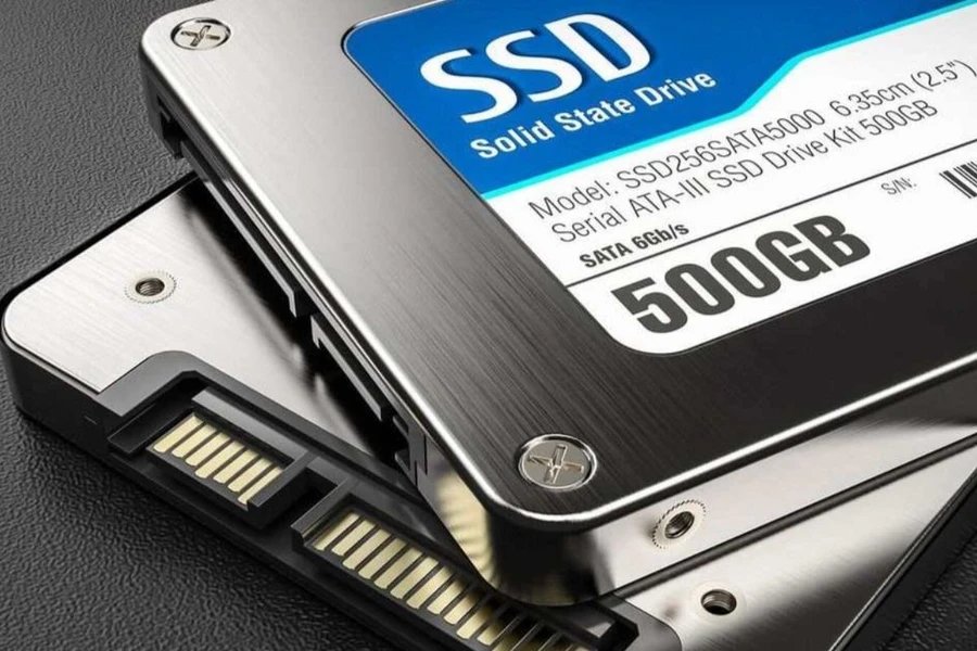 SSD hoạt động hoàn toàn êm ái, không gây tiếng ồn vì không có bộ phận cơ học
