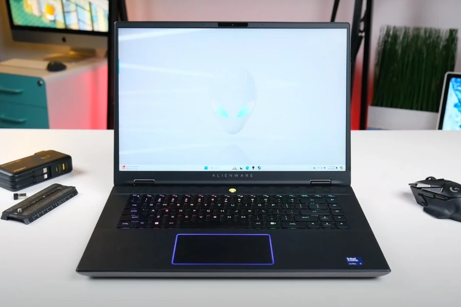 Khả năng nâng cấp của Alienware m16 R2