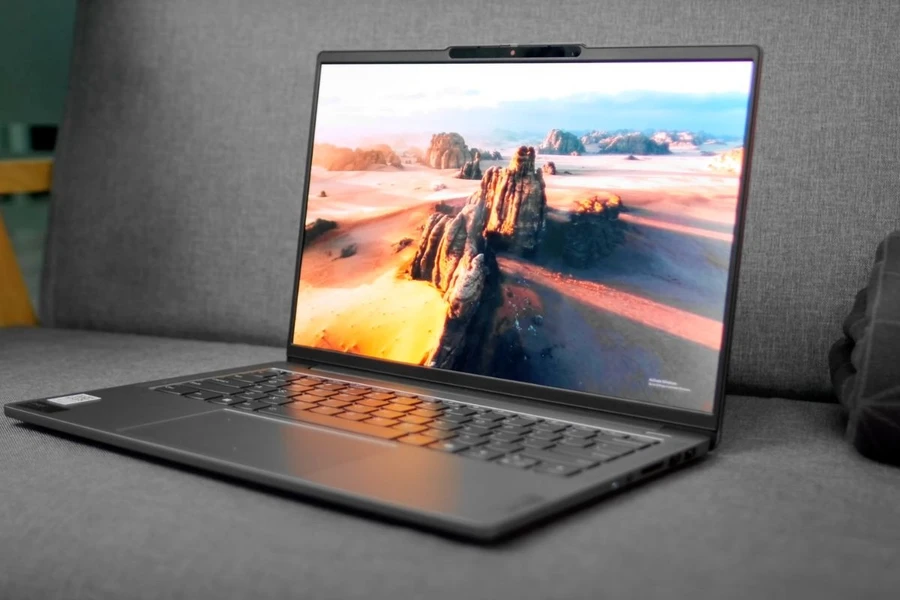 Lenovo XiaoXin Pro 14c 2025 sở hữu màn hình sắc nét, rõ ràng