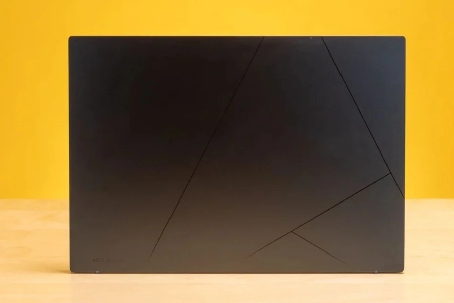 ASUS Zenbook 14 UX3405CA sở hữu thiết kế sang trọng, gọn nhẹ