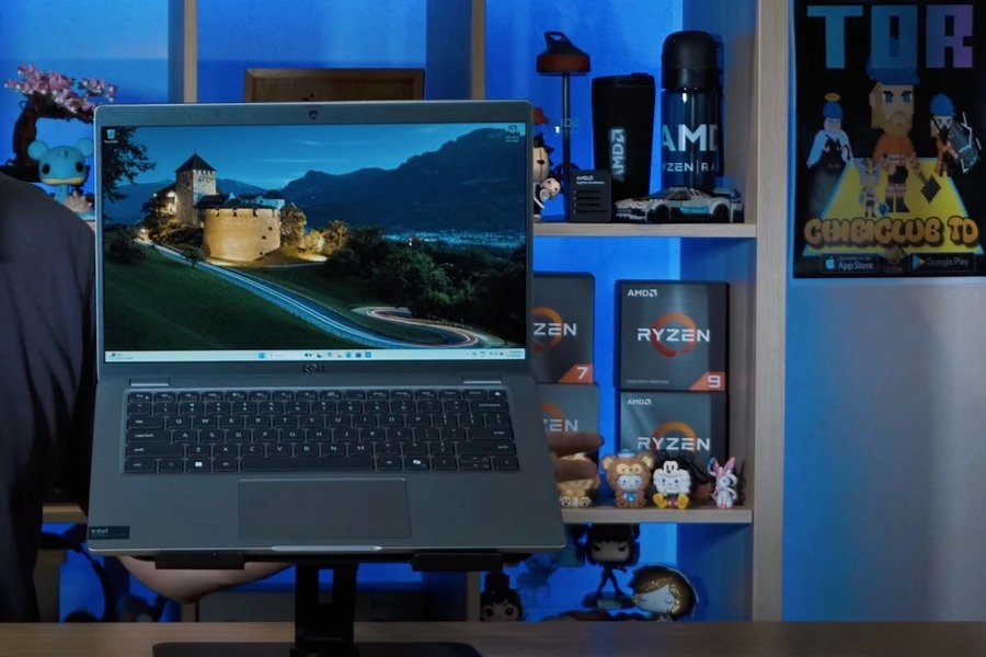Thiết kế chắc chắn, bền bỉ của Laptop Dell Latitude 5450 được làm từ chất liệu cao cấp