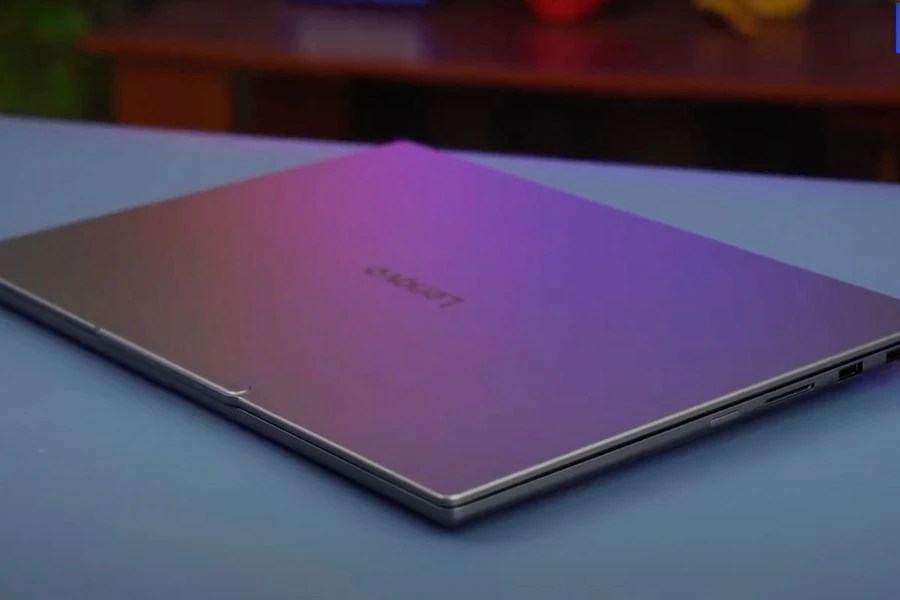Lenovo Xiaoxin Pro 14 GT sở hữu thiết kế hiện đại, cao cấp hàng đầu